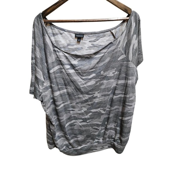 Torrid Gray Camo Print Dolman Short Sleeve T-Shirt Plus Size Top - Picture 1 of 3